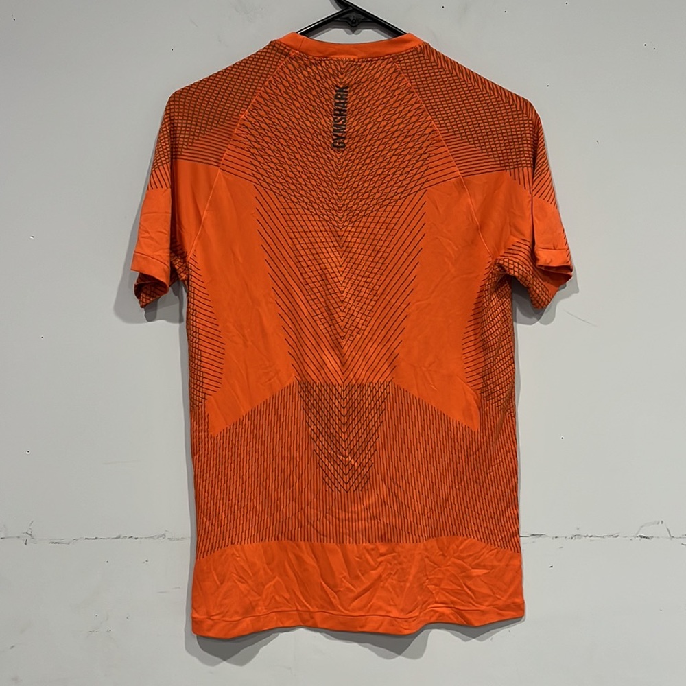 GYMSHARK new orange shirt - Picture 2 of 2